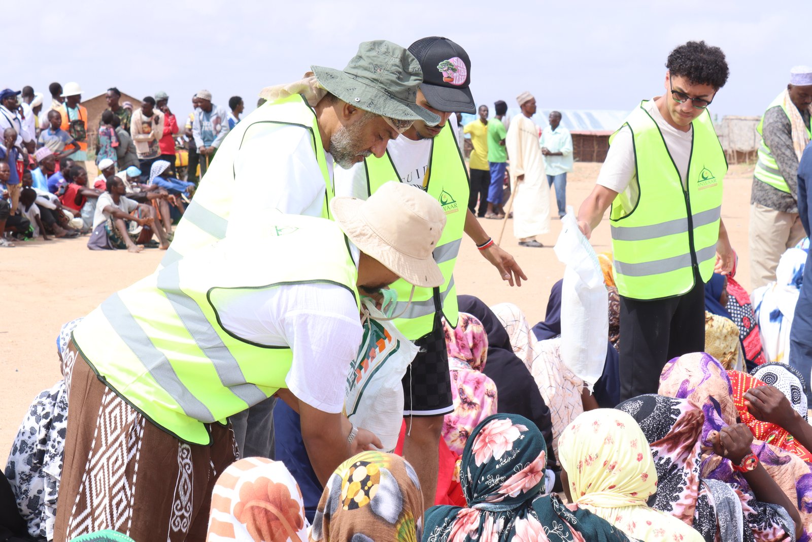 Dry food distribution activity image 3