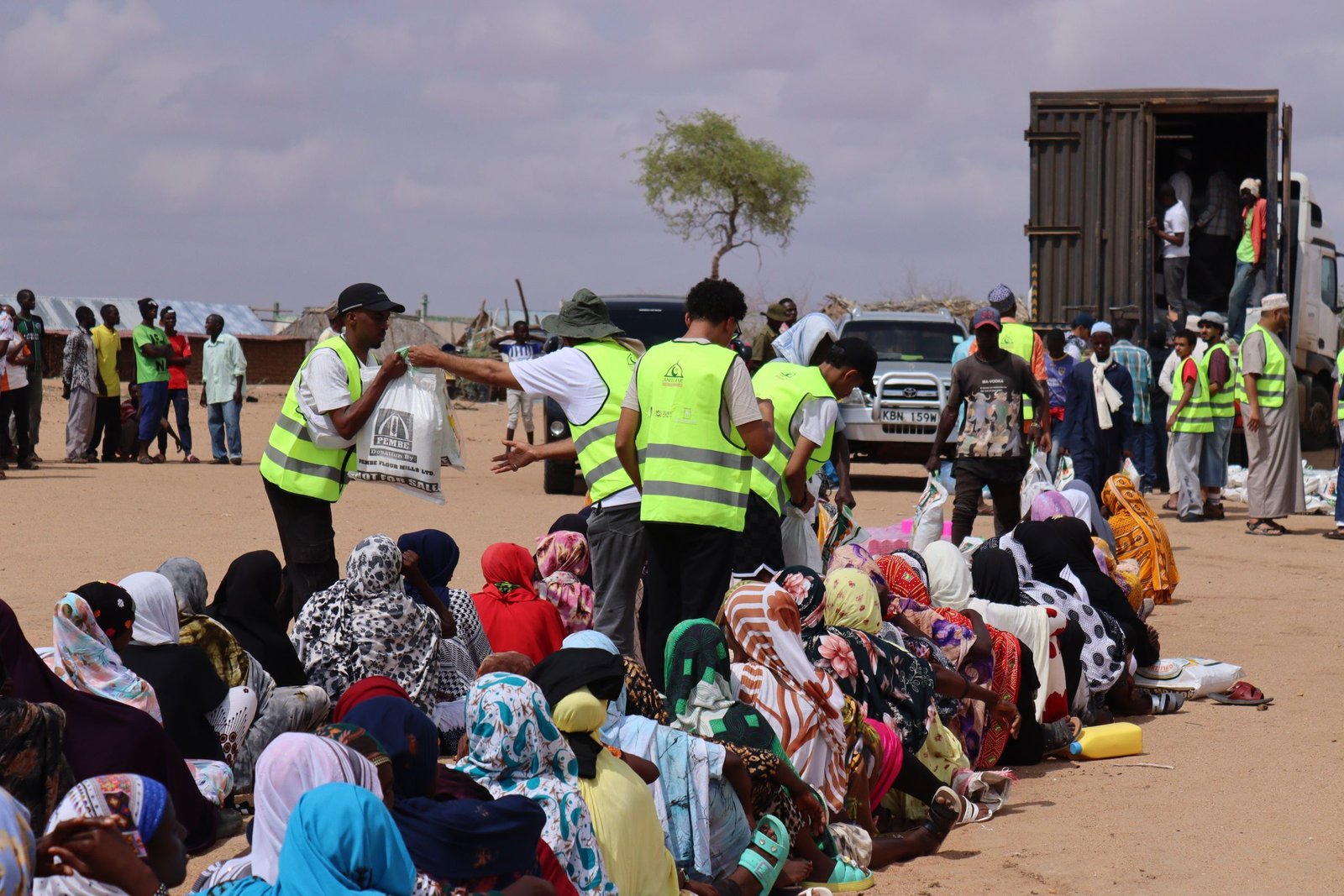 Community food distribution in Kenya